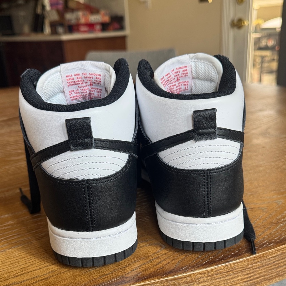Nike Women’s Black and White High-Top Sneakers - Picture 4 of 7